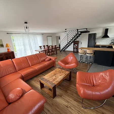Les Maisons Inael Сasa de vacaciones *